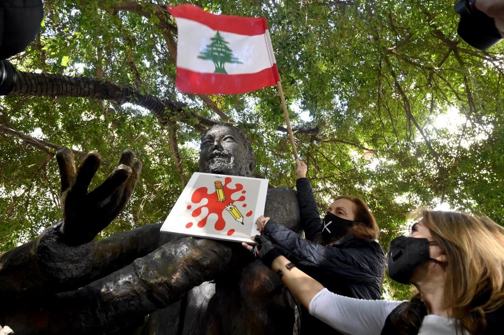 Hizbullah eleştirmeni aktivistin öldürülmesi protesto edildi