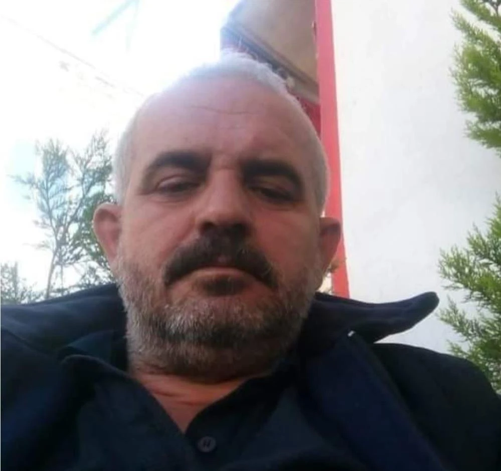 Kontrolden çıkan tır vinçe çarptı: 1 ölü