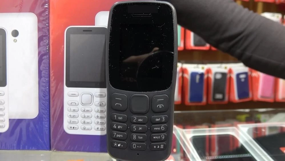 Tuşlu telefonlara rağbet arttı