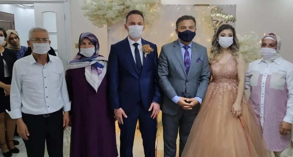 Erkek tarafı, genç kızı devlet babadan istedi