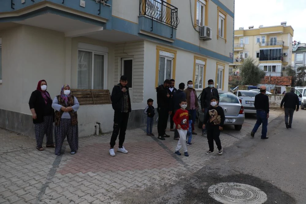 "Brandanın üzerine atlamam" diye uyardı