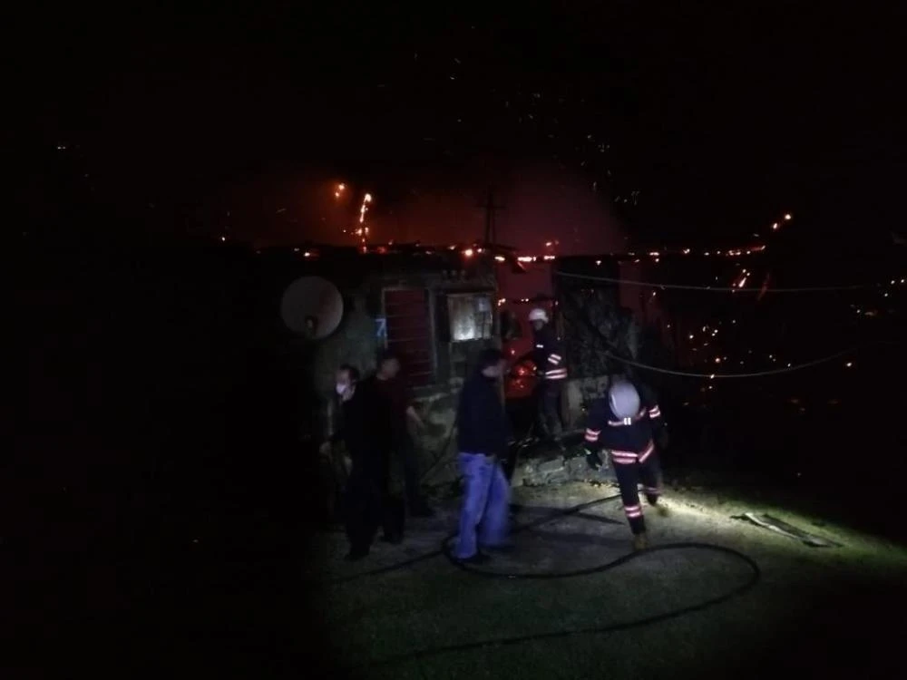 Babası alevlerin arasında kaldı sanıp, kalp krizi geçirdi