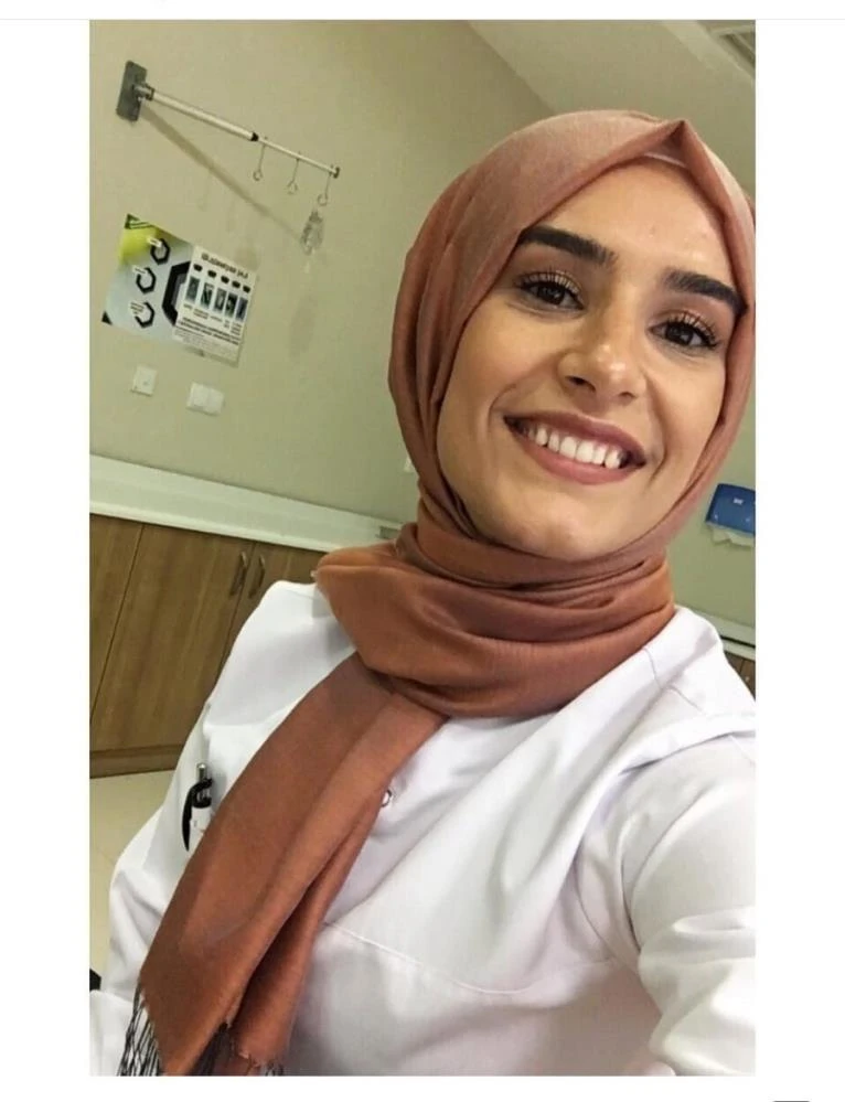 Genç hemşirenin babası, kızının cenazesini görmeye dayanamadı