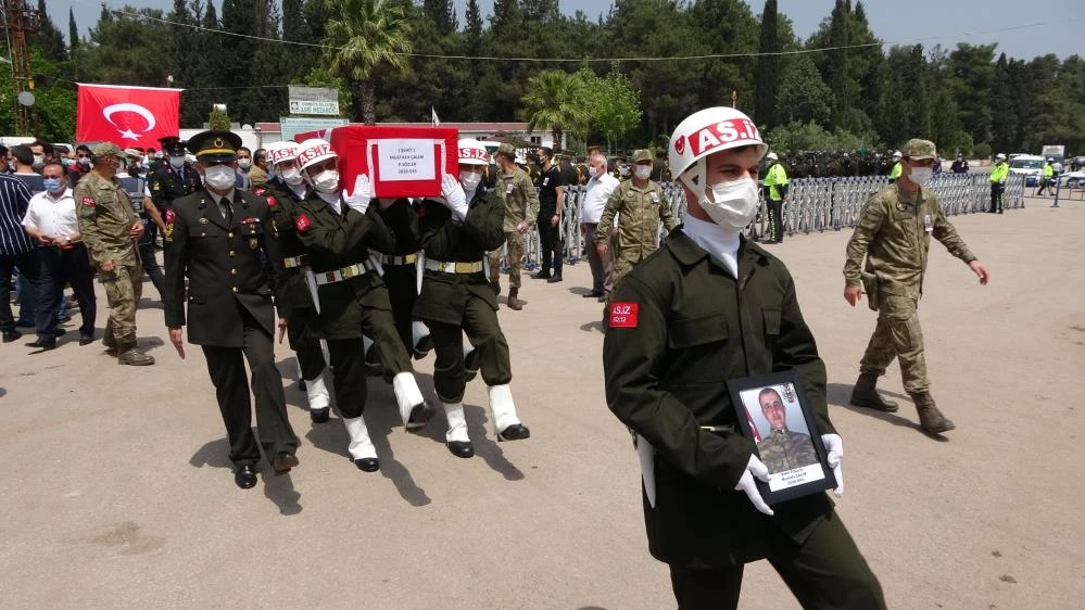 Osmaniyeli şehit son yolculuğuna uğurlandı