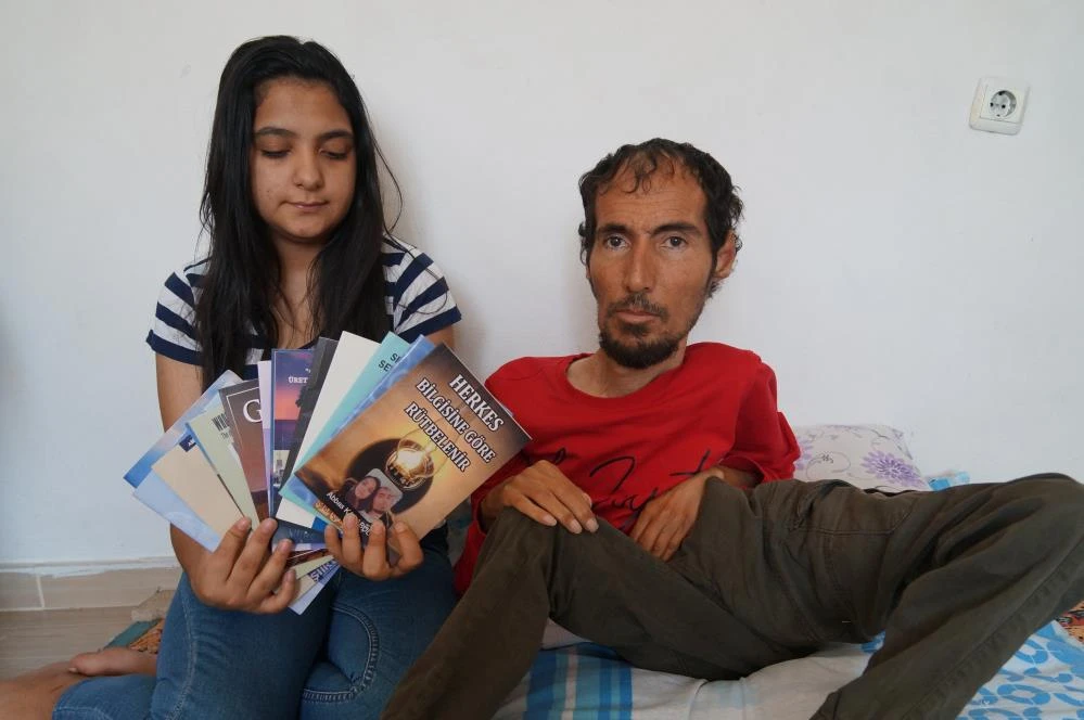 Bedensel engeli yazmasına engel olmadı, 14’üncü kitabını çıkardı