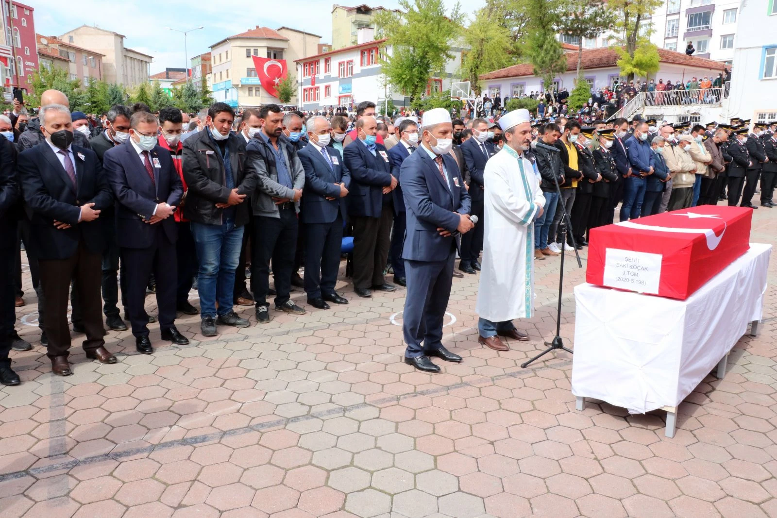 Şehit Jandarma Teğmen Koçak son yolculuğuna uğurlandı
