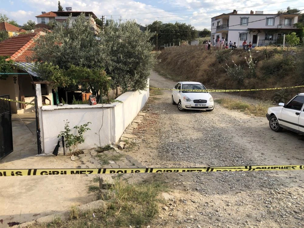 Komşusunu tüfekle öldürdükten sonra intihar etti