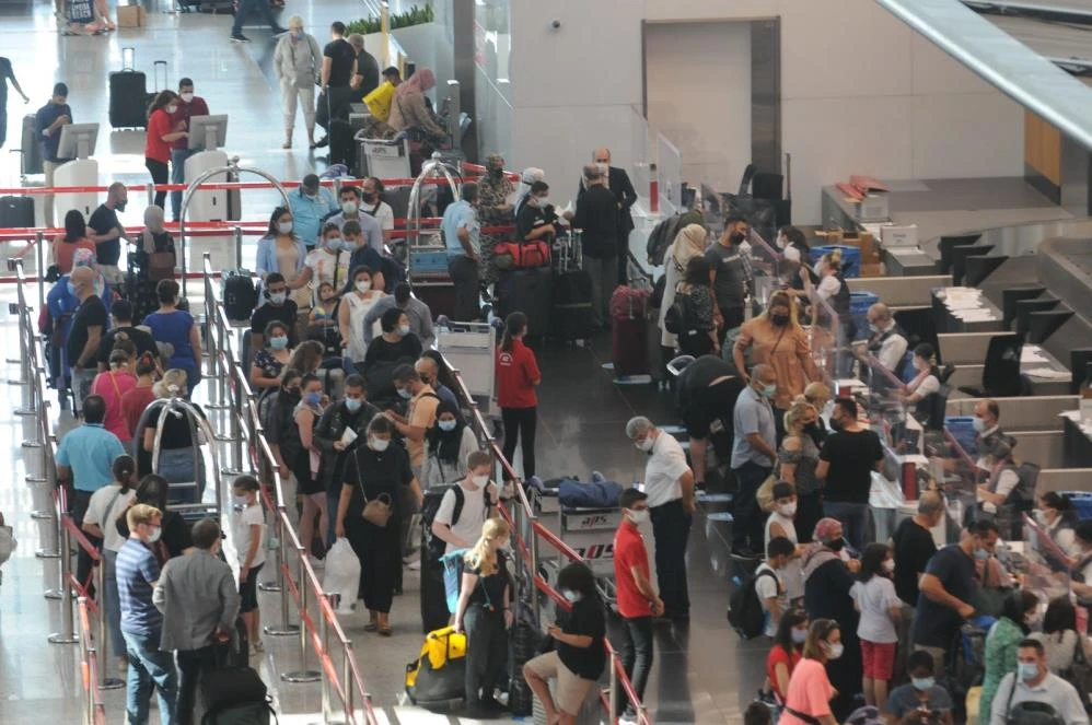 İstanbul Havalimanı’nda Bayram yoğunluğu