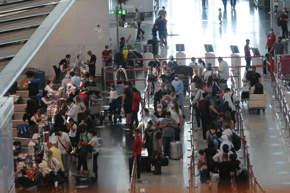 İstanbul Havalimanı’nda Bayram yoğunluğu