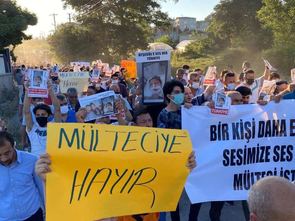 Yabancı uyruklu şahsın saldırısına uğrayan kızın, babası gözyaşlarını tutamadı