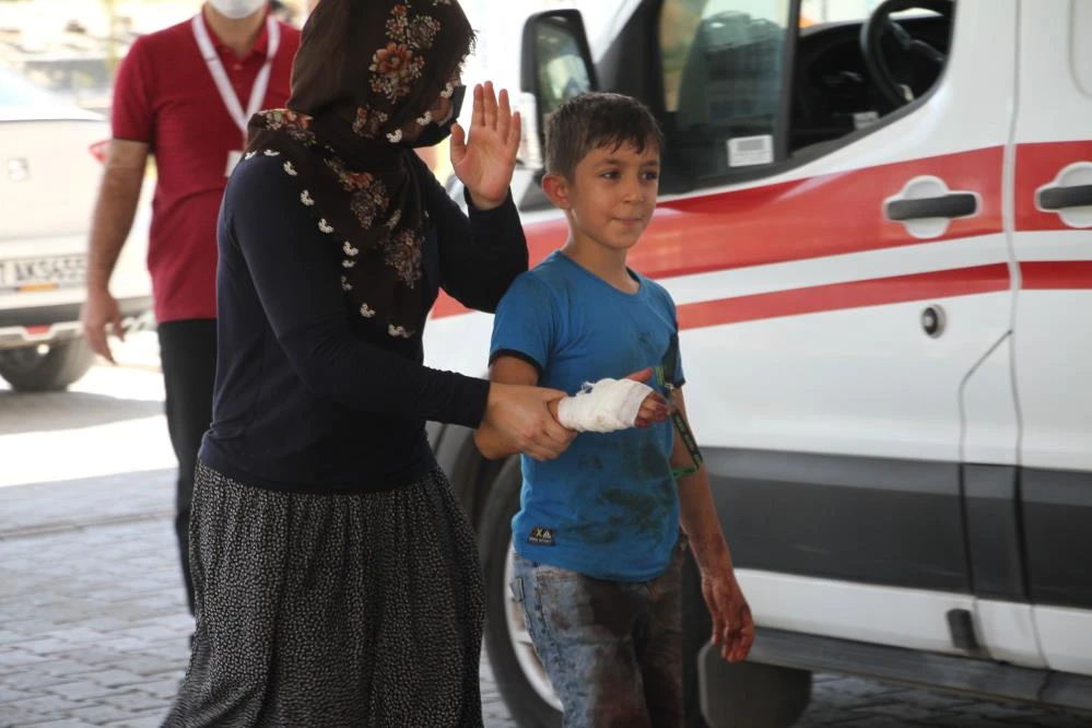 Acemi kasaplar kendilerini kestiler