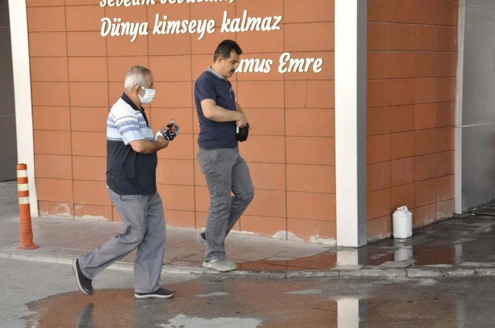 Acemi kasaplar kendilerini kestiler