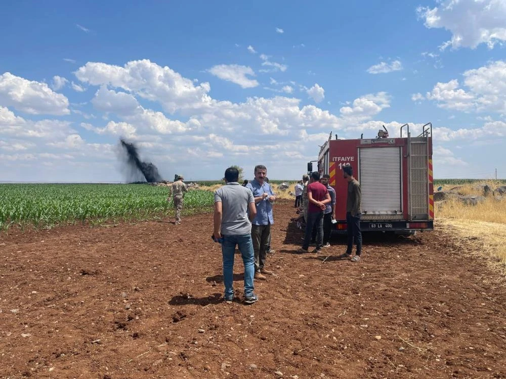 Şanlıurfa'da boru hattı delindi: Petrol metrelerce yükseğe fışkırdı