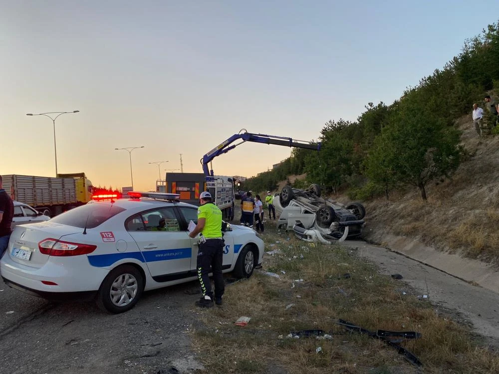 Ankara'da zincirleme trafik kazası: 1 ölü, 5 yaralı