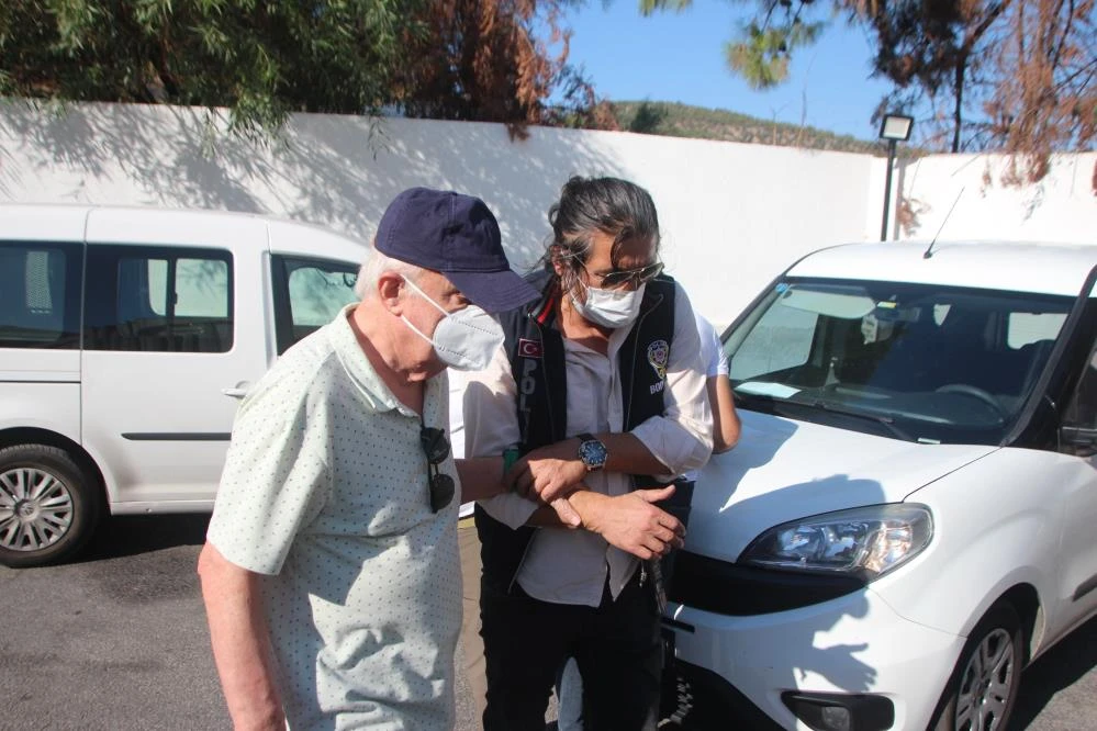 28 Şubat davasının sanıkları Çetin Doğan ve Çevik Bir tutuklandı