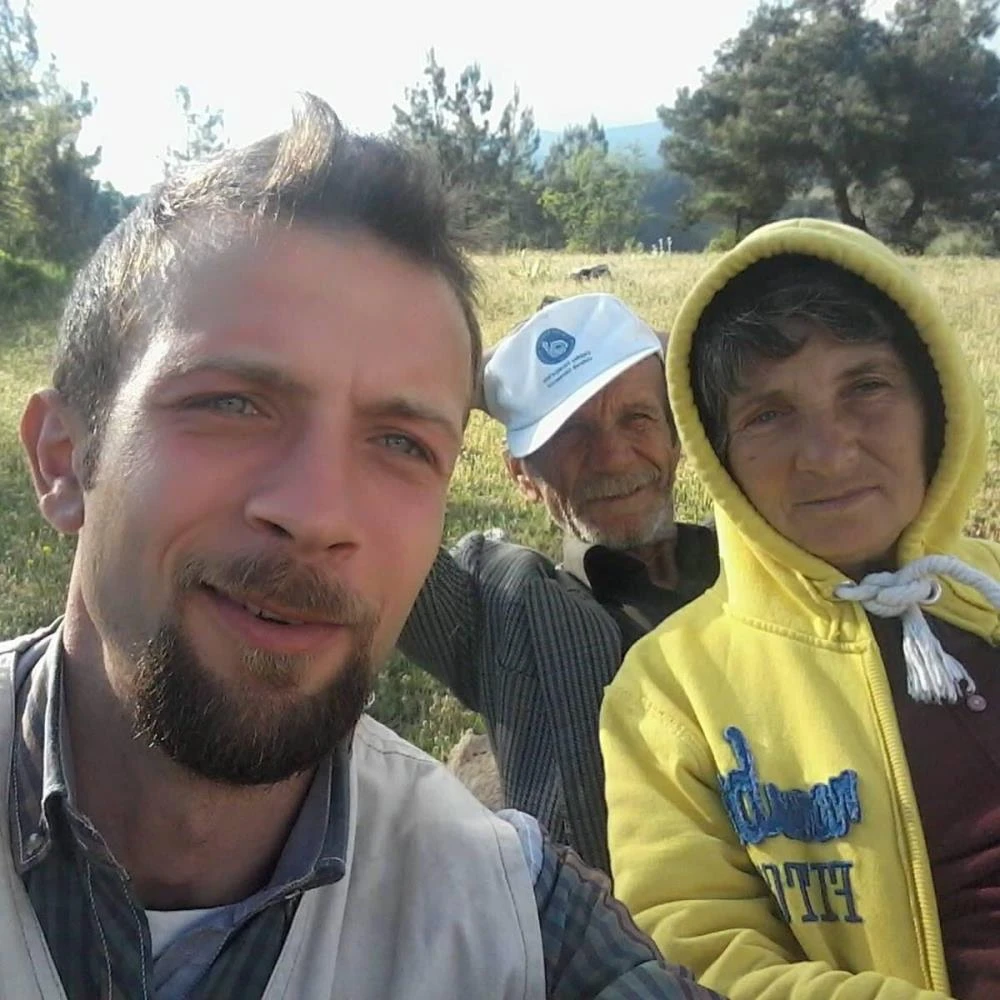 Tren otomobili biçti: Anne ve oğlu hayatını kaybetti