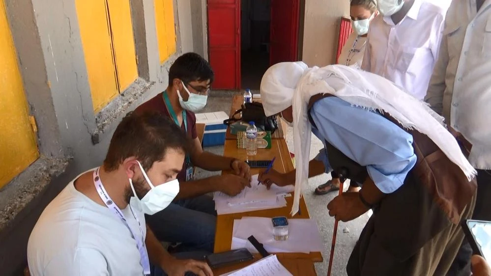 Kırsal mahallelerde aşı stantları kuruldu, vatandaşlar sıraya girdi