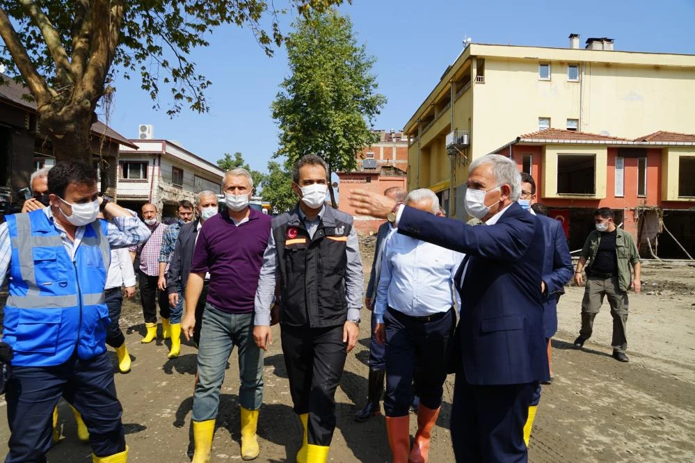 Yangın ve sel bölgesinde okulları 6 Eylül’de açılacak