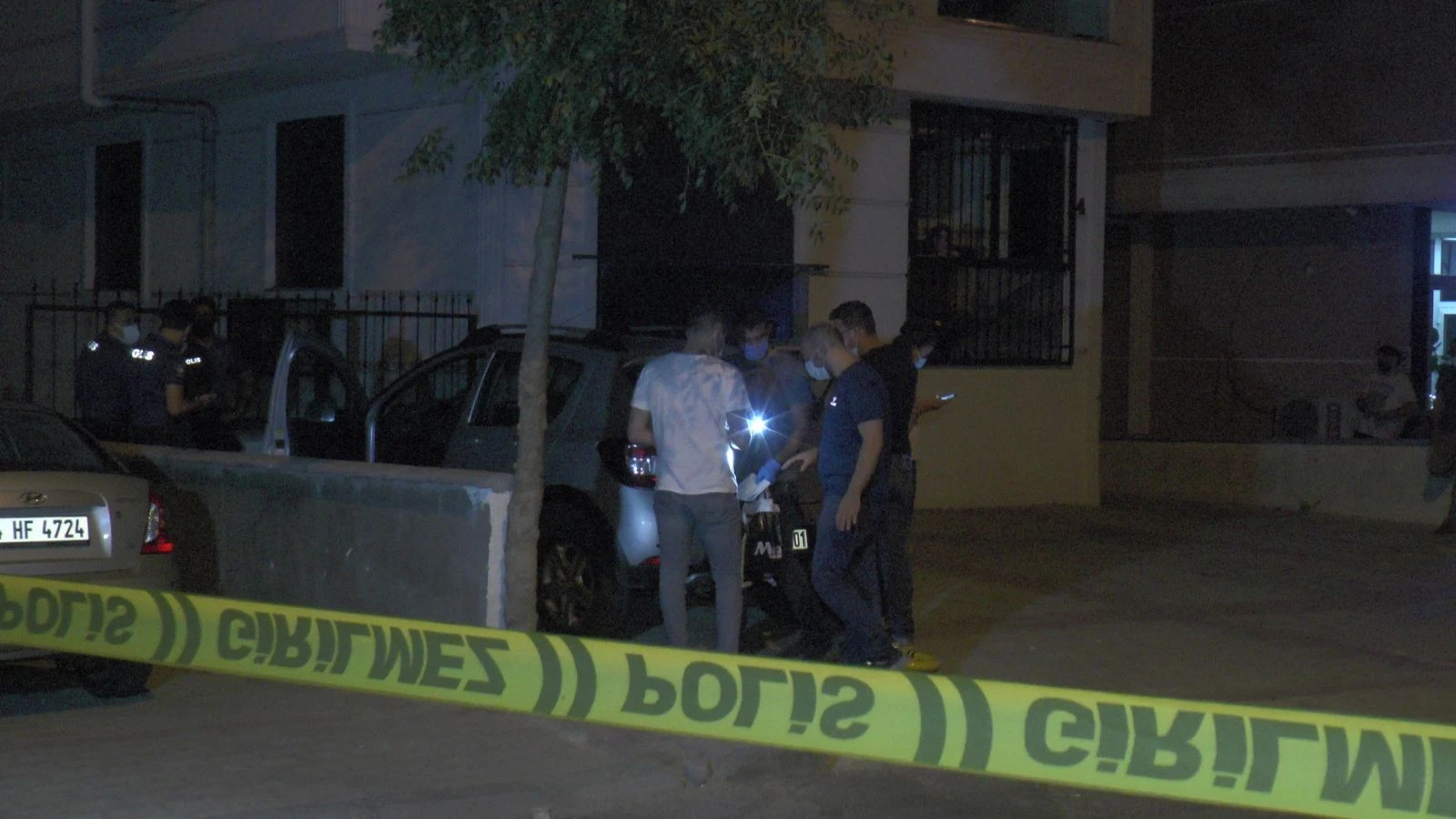 İstanbul’da kan donduran vahşet: Anne ve kızı bıçaklanarak öldü