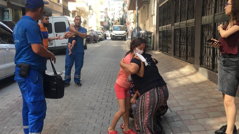 Torununun yaktığı evi gözyaşlarıyla izledi: Sürekli tehdit ediyordu