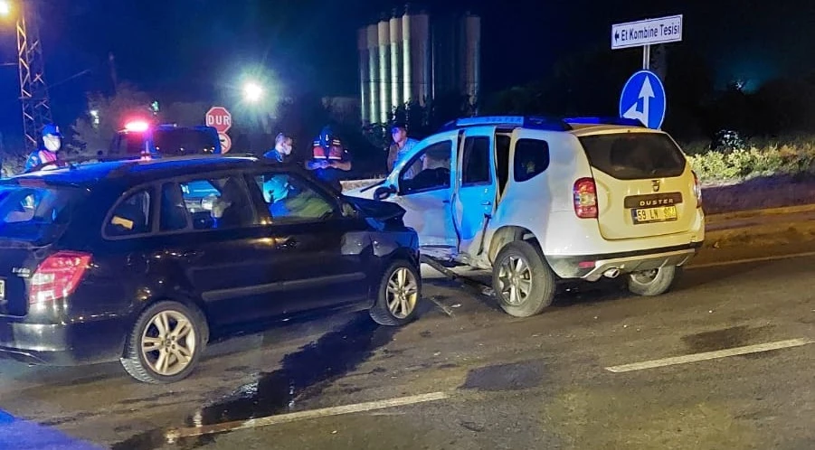 Tekirdağ’da feci kazada çok sayıda kişi yaralandı: Kazada yaralananlar şehit yakınları çıktı