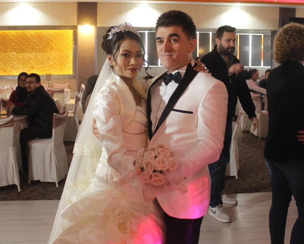 7 bin kilometre öteden Bursa'ya gelin geldi