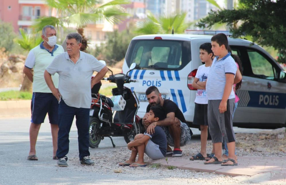 Kadın sürücü, yaralı çocuk için ne yapacağını şaşırdı