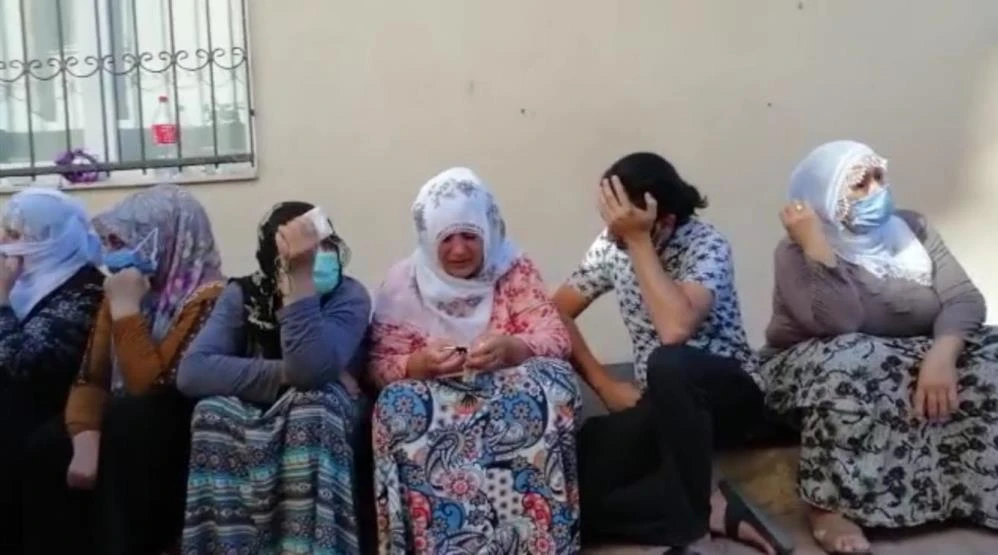 Pencereden düşüp ölen yaşlı adamın yakınları gözyaşlarına boğuldu