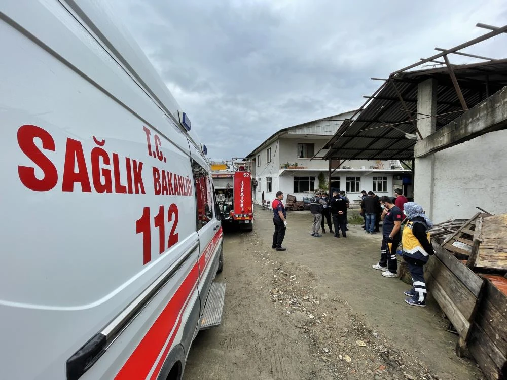 Elektrikli battaniye yangını kimsesiz adamın sonu oldu: Cenazeye Sosyal Hizmetler sahip çıktı