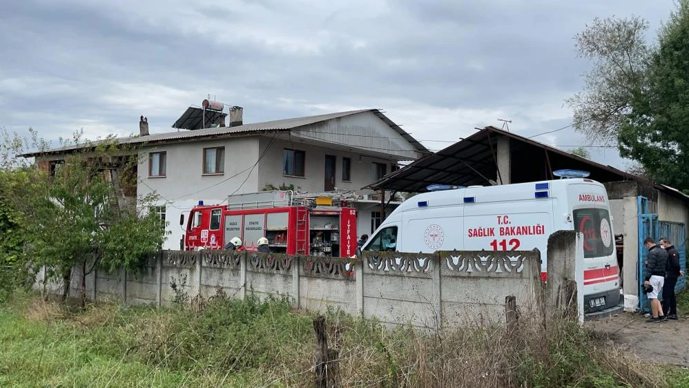 Elektrikli battaniye yangını kimsesiz adamın sonu oldu: Cenazeye Sosyal Hizmetler sahip çıktı