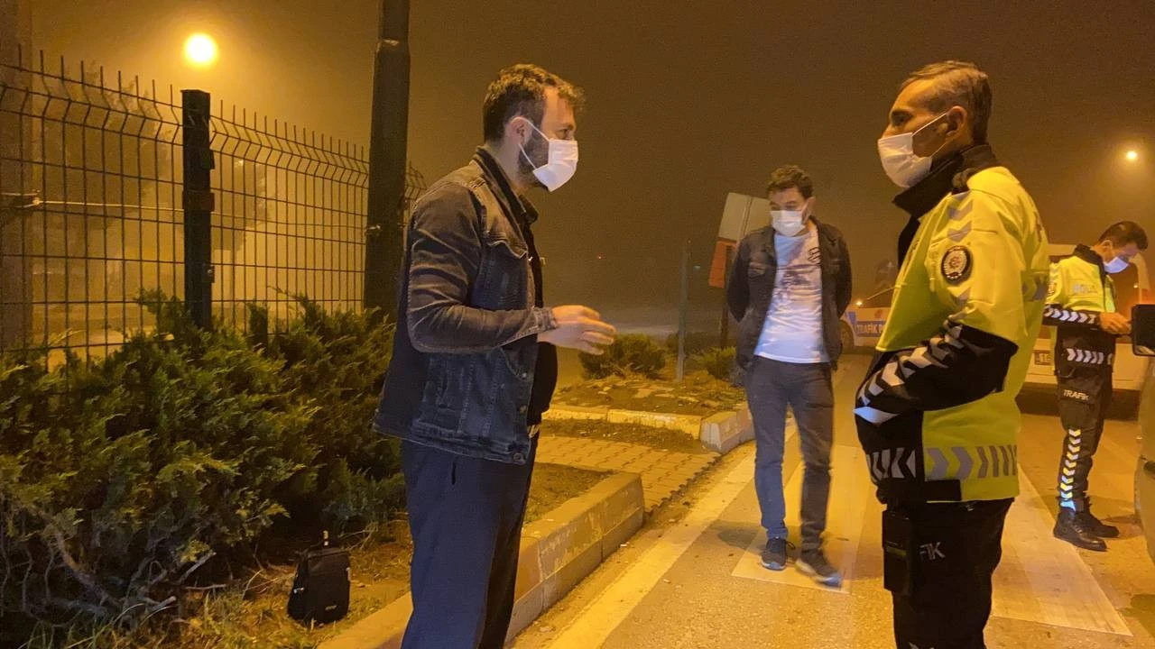 3 kez kırmızı ışıkta geçti, araçta uyuyakaldı! Polisin alkollü sürücü ile imtihanı