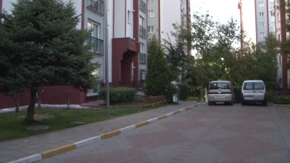 Kan donduran olay: 'Karımı öldürdüm polisi arayın' diye bağırdı