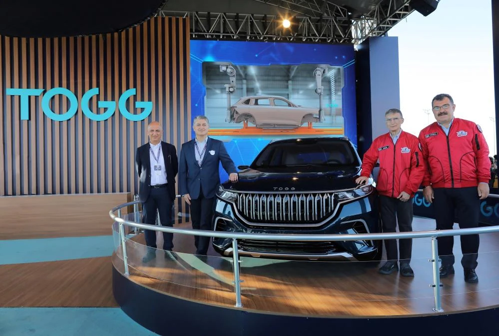 Nobel ödüllü bilim insanı Sancar, TOGG'un direksiyonuna geçti