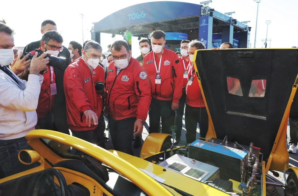 Nobel ödüllü bilim insanı Sancar, TOGG'un direksiyonuna geçti