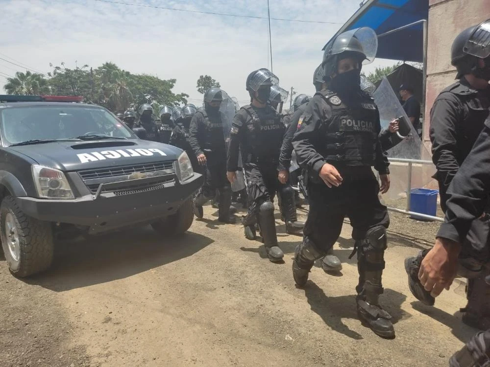 Ekvador’da cezaevlerinde şiddet: Mahkumlar polise ateş açtı