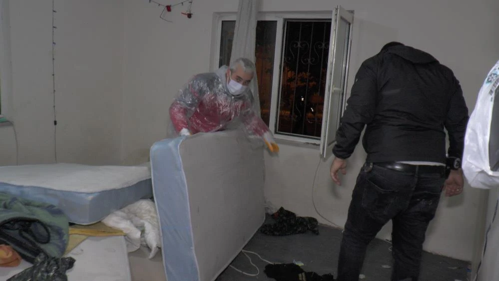 Kağıt toplayıcılarına bir baskın daha! Sancaktepe depolarına operasyon yapıldı