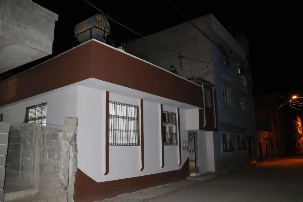 Husumetlileri tarafından silahlı saldırıya uğrayan genç öldü