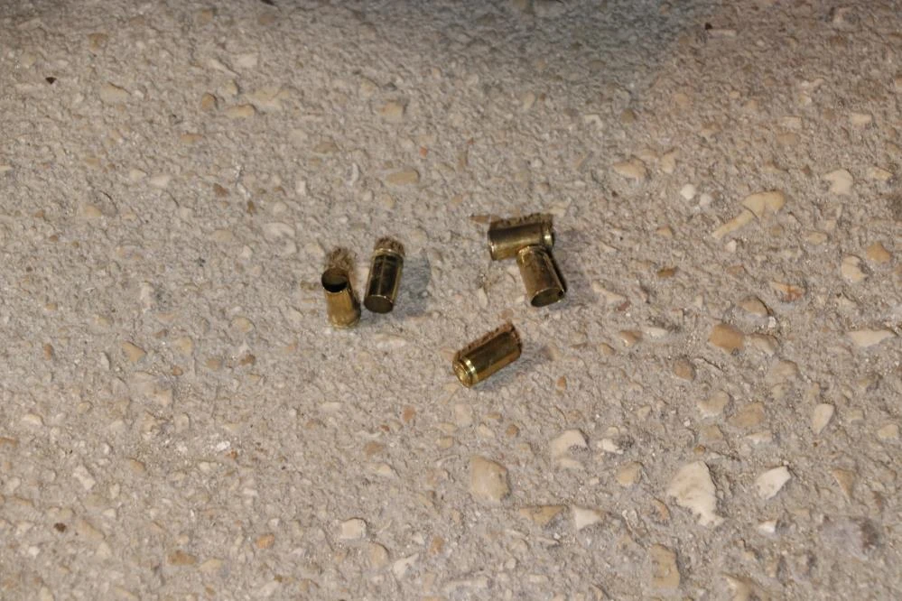 Husumetlileri tarafından silahlı saldırıya uğrayan genç öldü