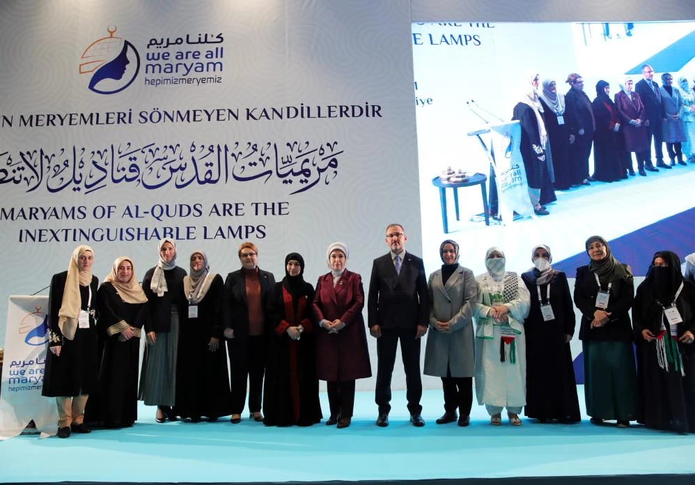 Emine Erdoğan Filistinli çocuklara ağladı: Hepimizin kalbini paramparça ediyor