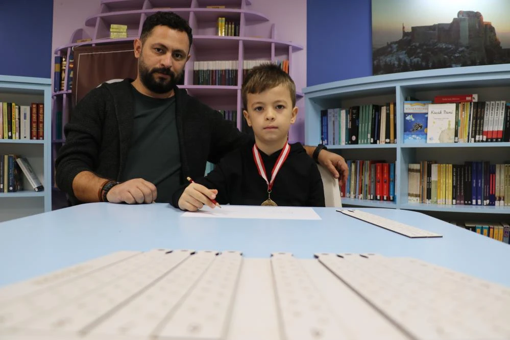 Matematiği sevmiyorum dedi, girdiği yarışmada dünya şampiyonu oldu