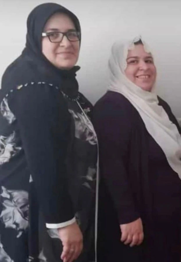 Abla-kardeş 15 dakika arayla vefat etti