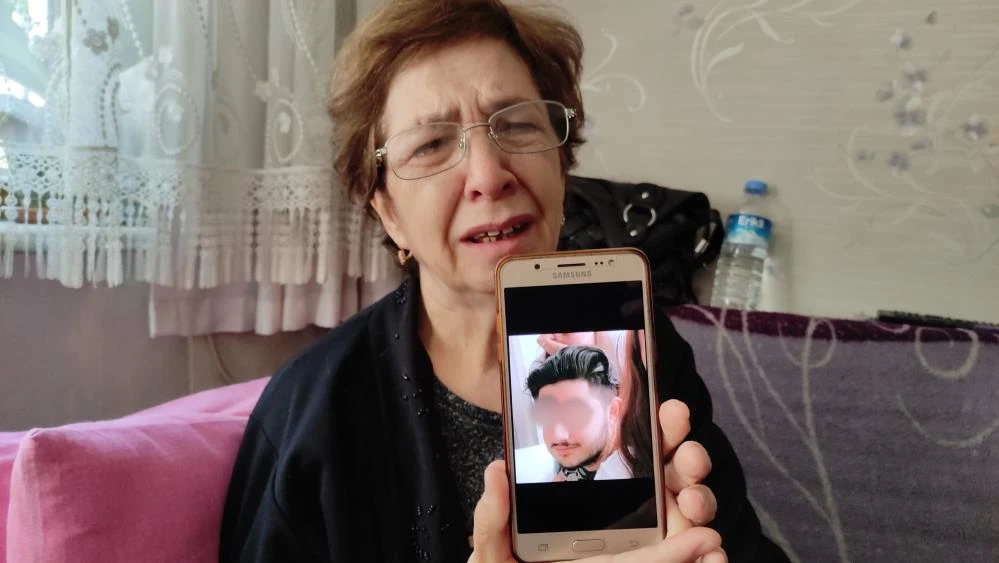 Evlatlık verdiği oğlunu 19 yıl sonra sosyal medyadan buldu