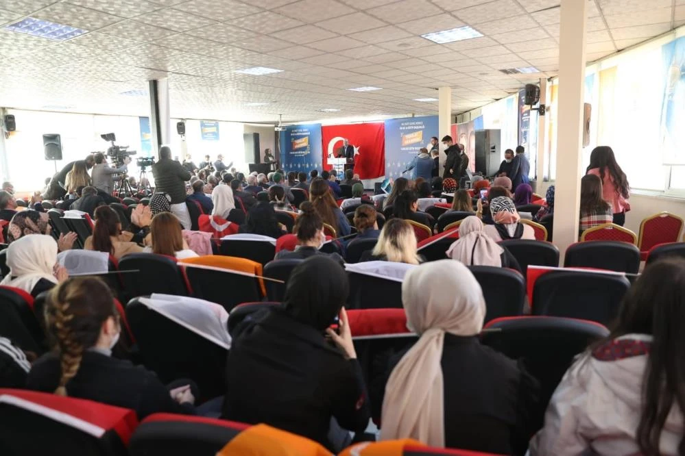 Bakan Soylu'dan 'hafıza odası' tepkisi: Sanatın terörizmi meşrulaştırdığına ilk kez şahit olduk