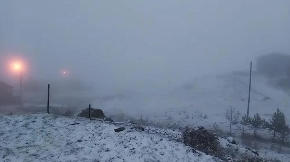 Mevsimin ilk karı yağdı! Yurdun dört yanı beyaza büründü