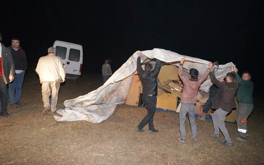 Son 1 haftada evleri 5 kez yandı, diken üstünde yaşıyorlar