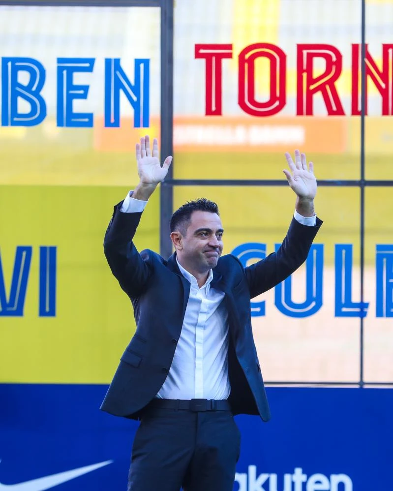 Barcelona'da Xavi dönemi resmen başladı
