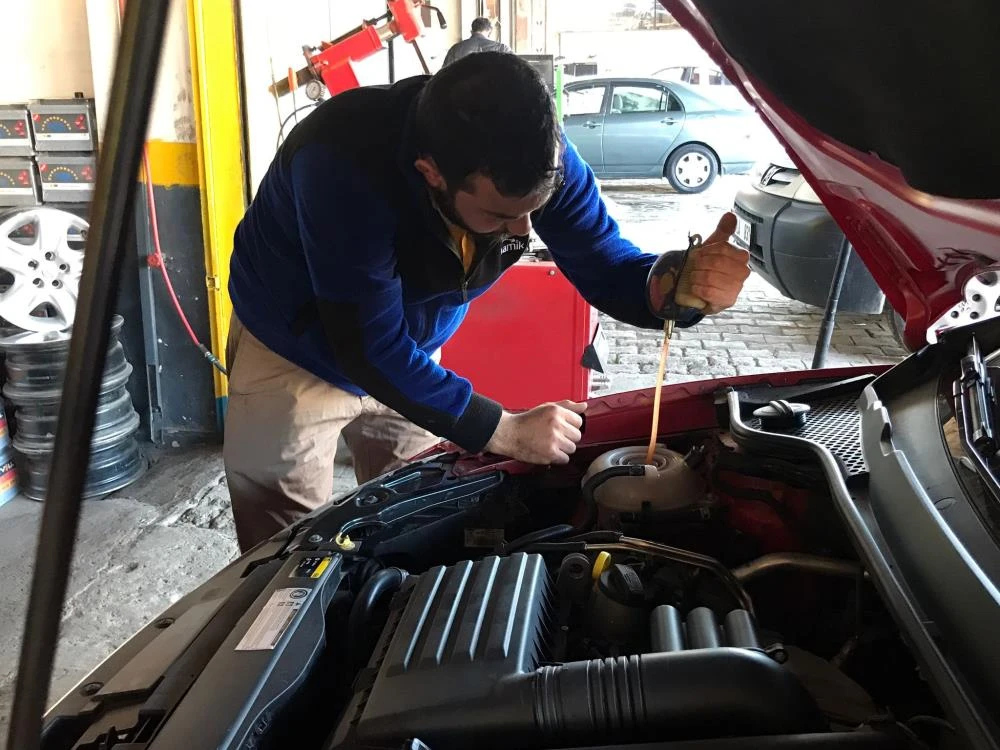 Oto tamir ustalarından uyarı: 150 liradan kaçayım derken 15 bin liradan olmayın