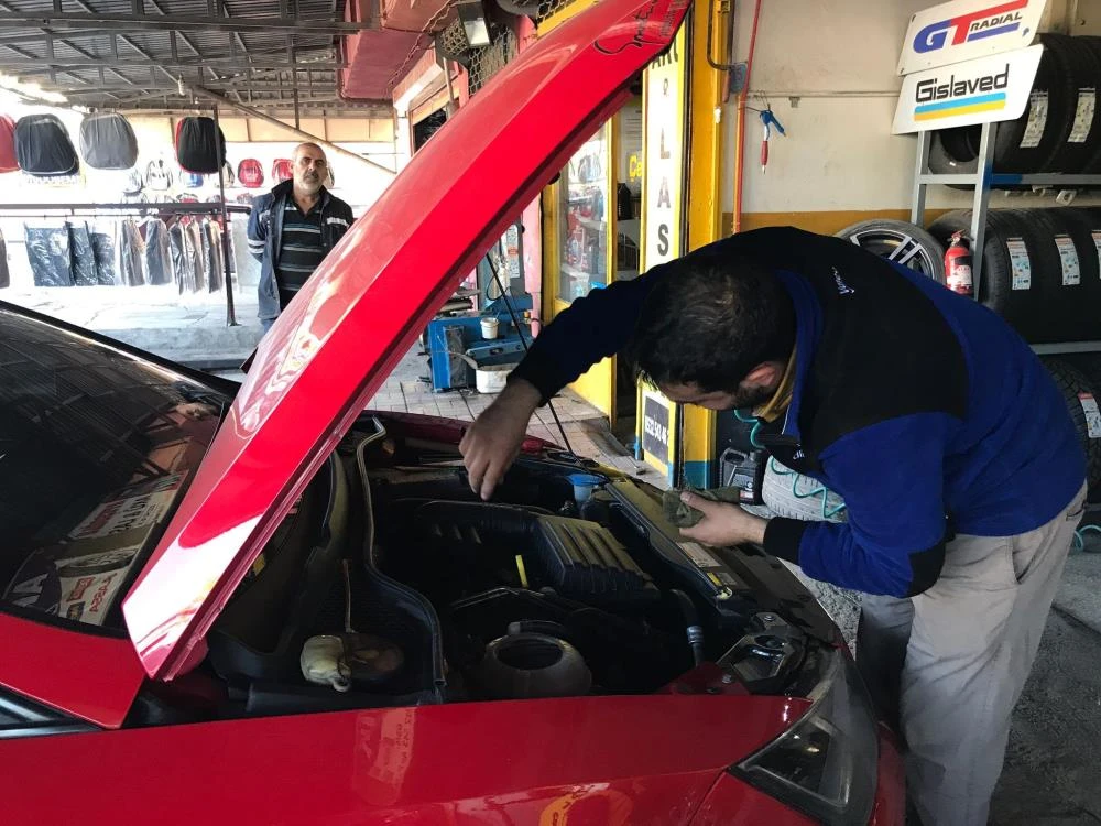 Oto tamir ustalarından uyarı: 150 liradan kaçayım derken 15 bin liradan olmayın
