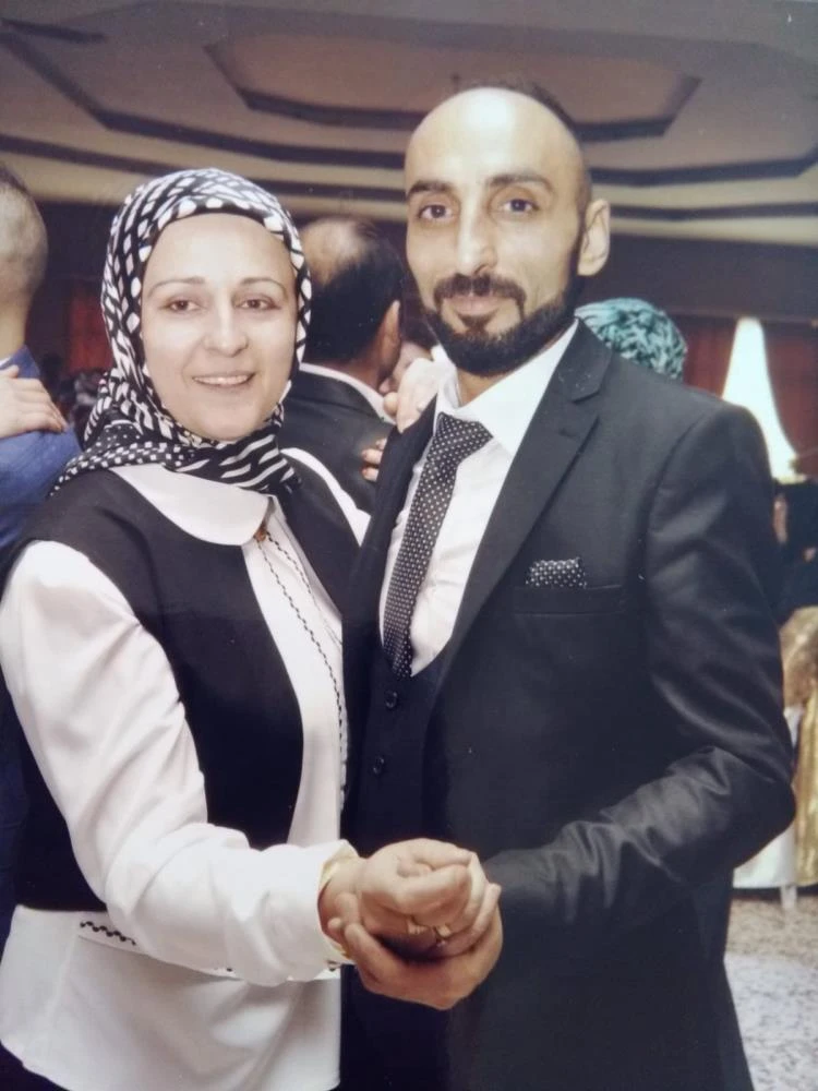 Otomobilin altında kalıp hayatını kaybetti, bilirkişi kusuru elbisesinde buldu!