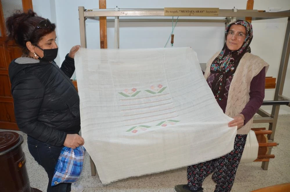 300 yıllık gelenek kadınların gelir kapısı oldu! Parçasını 500 liradan satıyorlar